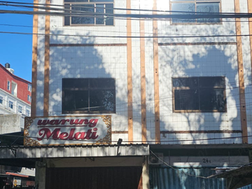 Dijual Ruko 3 Lantai Lokasi Srategis Rp. 5,3 M - Makassar