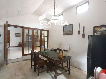 RUMAH DIJUAL DI SOLO DEKAT PASAR MEBEL