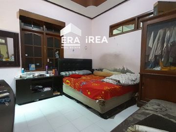 RUMAH DIJUAL DI SOLO DEKAT PASAR MEBEL
