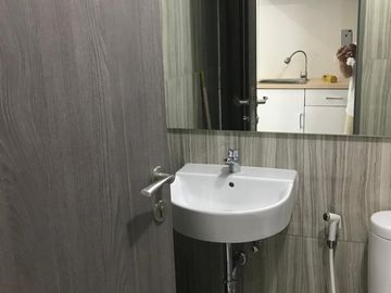 Apartemen Pakuwon Residence tower Amor 28m type studio Pekayon Jaya Bekasi