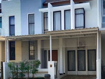 Di Sewakan Rumah Bagus di Emerald Terrace Dekat Sekolah Internasional