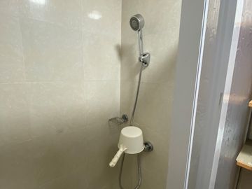 1 Bedroom Fully Furnished Condo Unit at Eastwood Park Residences