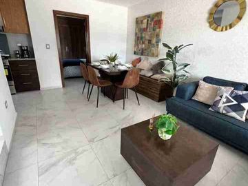 Casa de 4 Recámaras en Pachuca | En esquina y terreno excedente de 182m2