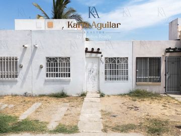 Casa en venta en Altavela cerca de la clinica 33