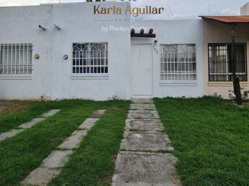 Casa en venta en Altavela cerca de la clinica 33