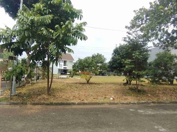 kavling Hoek grand wisata