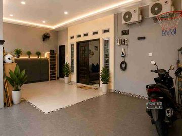 Dijual Rumah 2 1/4 lantai di Citra Garden 5, Kalideres, Jakarta Barat.