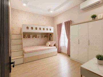 Dijual Rumah 2 1/4 lantai di Citra Garden 5, Kalideres, Jakarta Barat.