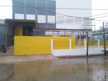 Disewakan Gudang Bagus Siap Pakai Ada Office di Kawasan Pergudangan Kav Dpr Cipondoh Tangerang