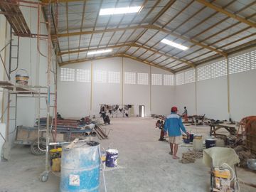 Disewakan Gudang Bagus Siap Pakai Ada Office di Kawasan Pergudangan Kav Dpr Cipondoh Tangerang