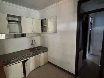 Old But Gold Corner Taman di Wangsa KBP