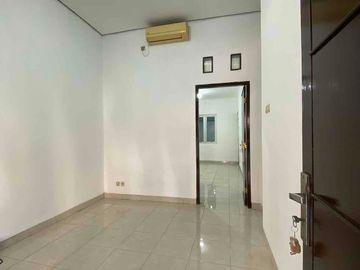 Disewakan Rumah LT 96 LB 80 Perumahan Tamansari. Keamanan 24 Jam