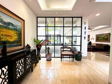 Rumah Mewah Dan Asri Open Space Di Kemang