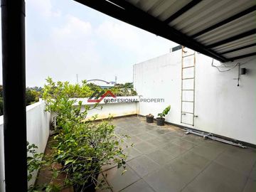 Rumah Mewah Dan Asri Open Space Di Kemang