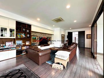 Rumah Mewah Dan Asri Open Space Di Kemang