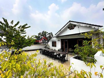 Rumah Mewah Dan Asri Open Space Di Kemang
