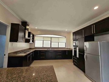 EXCLUSIVE FOR SALE OR LEASE: LUXURY 2-STOREY HOME IN MA. LUISA ESTATE PARK phase 8

​