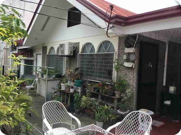 4BR Bungalow house in Pilar Village Las Pinas
