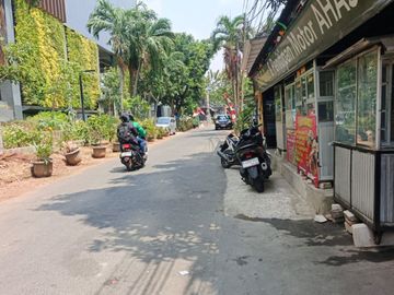 DIJUAL BANGUNAN RUKO / TEMPAT USAHA – ASEM BARIS, TEBET  Lokasi Strategis Asem Baris, Tebet – Jakarta Selatan