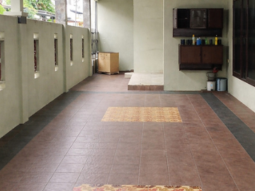 Jual Rumah Hook Mewah 2 Lantai Taman Buaran Indah 1 – SHM Lengkap, Marmer & Listrik 5500 Watt