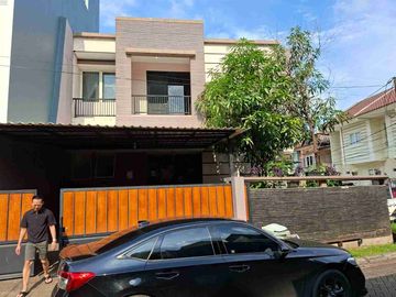 Dijual Rumah hook Selatan barat 2 lt, Citra Garden 2 ex