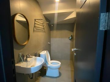 Disewakan Rumah Siap Huni Plus Attic Harga Terjangkau Cluster Wisteria, Cakung, Jakarta Timur, 007
