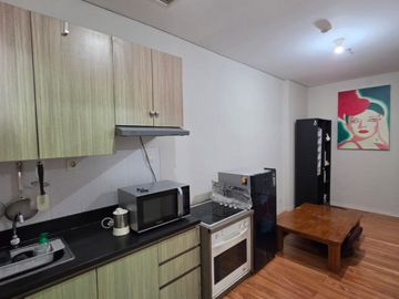 2BR Furnished Apartemen Madison Park - Mall Central Park