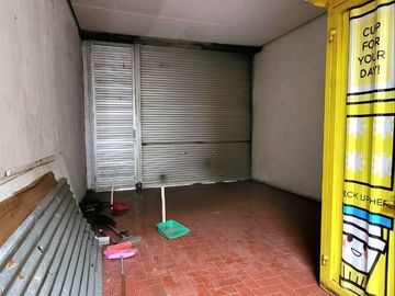 Dijual Rumah di Jalan indragiri, Daerah Jalan Sungai - sungai Purwantoro, Blimbing Malang