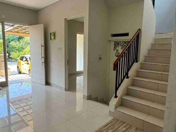Disewa Rumah Murah Cluster Vasana Harapan Indah Bekasi