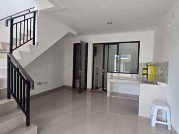 Di Jual Rumah Milenial Pik 2 Ukuran 4,5X10 Hook Unfurnished
