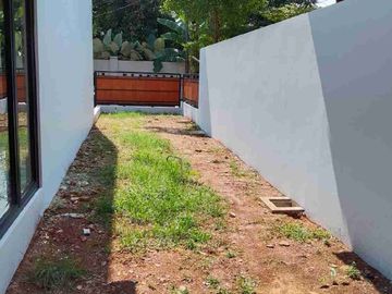 Rumah Baru 2 lantai di Griya Loka BSD