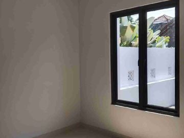 Rumah Baru 2 lantai di Griya Loka BSD