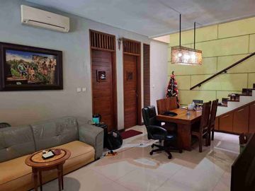 Dijual Cepat Rumah Cantik 2lt Dalam perumahan Hanya 5 Menit Dari Stasiun LRT Cikunir Bekasi