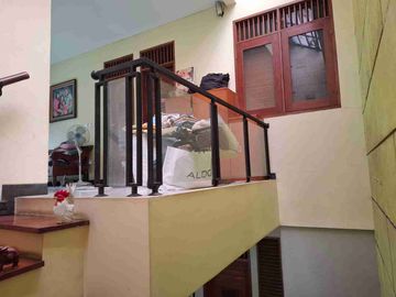 Dijual Cepat Rumah Cantik 2lt Dalam perumahan Hanya 5 Menit Dari Stasiun LRT Cikunir Bekasi