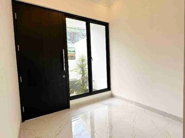 Rumah Baru di Mampang Dekat RS.Siloam, Medistra Gatsu, Toll Gatot Subroto, Kuningan, Rasuna Said, SCBD, Senayan, Wr.Buncit