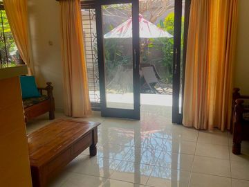 Rumah Lingkungan Nyaman, Tenang Disewakan, di Sanur