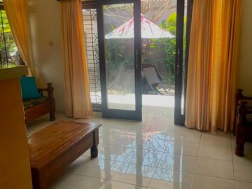 Rumah Lingkungan Nyaman, Tenang Disewakan, di Sanur