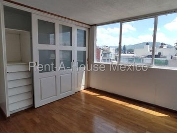Departamento en Venta de Tres Recámaras en Lindavista, Avenida Montiel #27-394 AVC