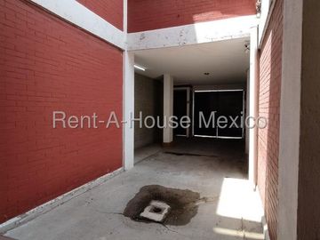 Departamento en Venta de Tres Recámaras en Lindavista, Avenida Montiel #27-394 AVC