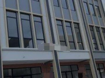 DISEWAKAN RUKO HUDSON  TYPE ALFRESCO DOUBLE FACADE 3lt FULL BANGUNAN DI GADING SERPONG