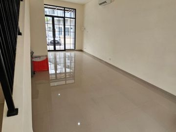 DISEWAKAN CEPAT  RUKO HUDSON ARCADE – DOUBLE BALCONY & ROOFTOP DI GADING SERPONG