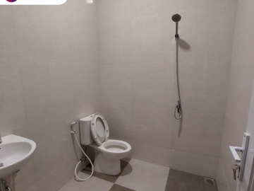 Di Sewakan Rumah 2 Lantai Full Furnished Di Delatinos Bsd City Serpong Tangerang Selatan