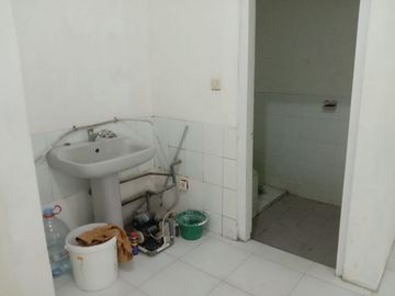 Dijual dan Disewakan Ruko Dekat dengan Pusat Kota di Jl. Semarang Indah Semarang