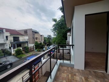 For Sale 2 Storey Preselling House & Lot in East Fairview Heights Subd Fairview, Q.C. KSA