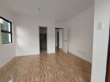 For Sale 2 Storey Preselling House & Lot in East Fairview Heights Subd Fairview, Q.C. KSA