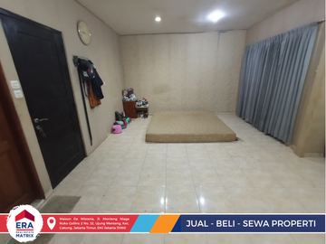 Peluang Langka di Sunter Bisma! Rumah 3 Lantai Luas 225m² – Siap KPR & SHM Ready