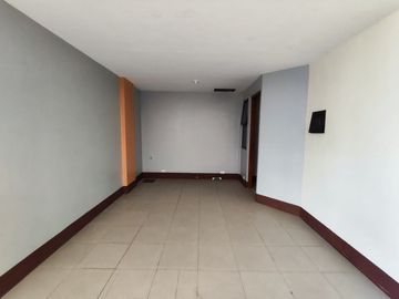 For Sale 3 Storey Townhouse in West Fairview, Q.C. KSA
