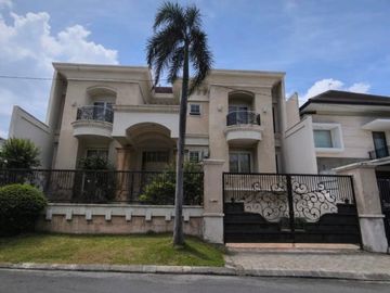 DIJUAL RUMAH MEWAH NYAMAN DI VILLA SENTRA RAYA  CITRALAND UTAMA