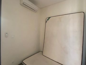 Rumah 2 Lantai Semi Furnish di Astha Suvarna Sutera Tangerang 1K90000T