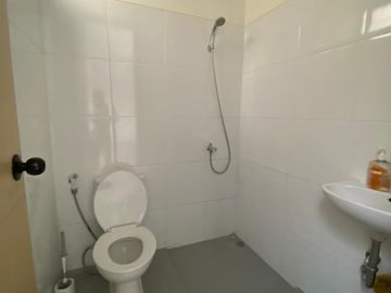 Rumah 2 Lantai Semi Furnish di Astha Suvarna Sutera Tangerang 1K90000T